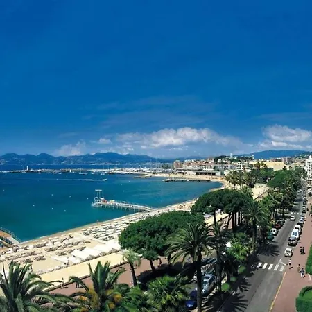 Spacious 3br Central - 6 Pax - 2 Mn From Croisette Apartmán *