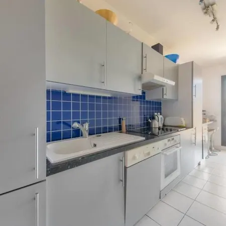 Spacious 3br Central - 6 Pax - 2 Mn From Croisette * Cannes